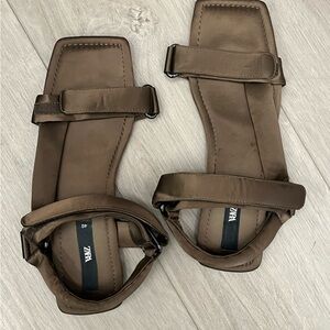 Zara satin olive strap sandals